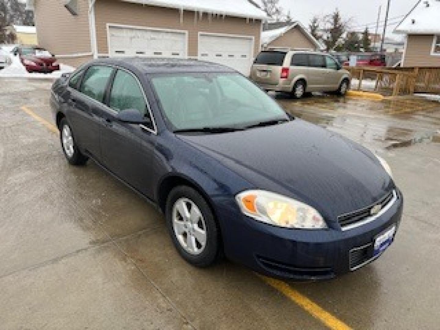 2008 Chevrolet Impala LT (2G1WT58K189) with an 3.5L V6 OHV 12V FFV engine, 4-Speed Automatic Overdrive transmission, located at 923 Army Post Rd., Des Moines, IA, 50315, (515) 287-7732, 41.526928, -93.627419 - Photo#1